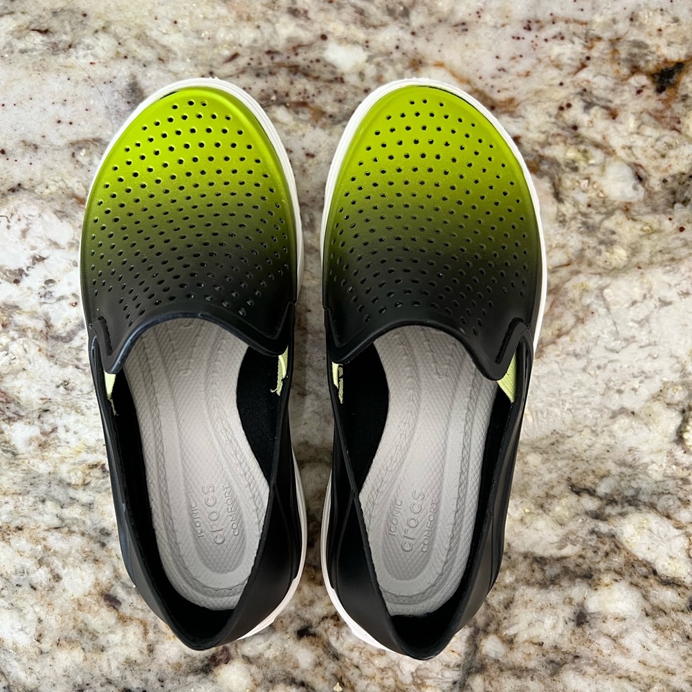 Crocs Kids' CitiLane Roka Slip-On Sneaker NEW